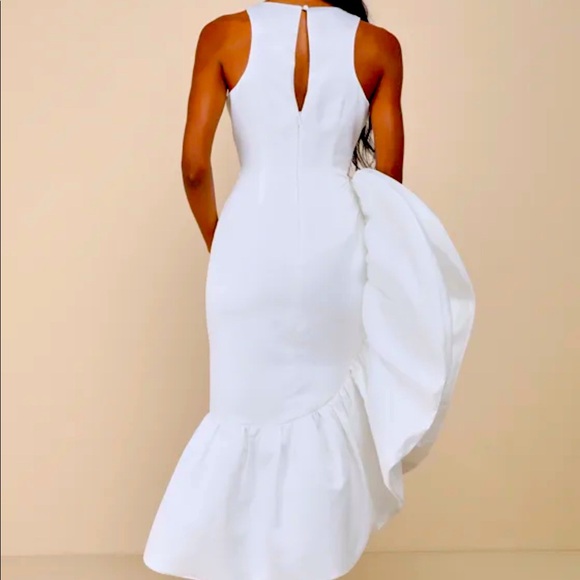 BRAND NEW! Ruffled Asymmetrical Midi Dress - Picture 3 of 4